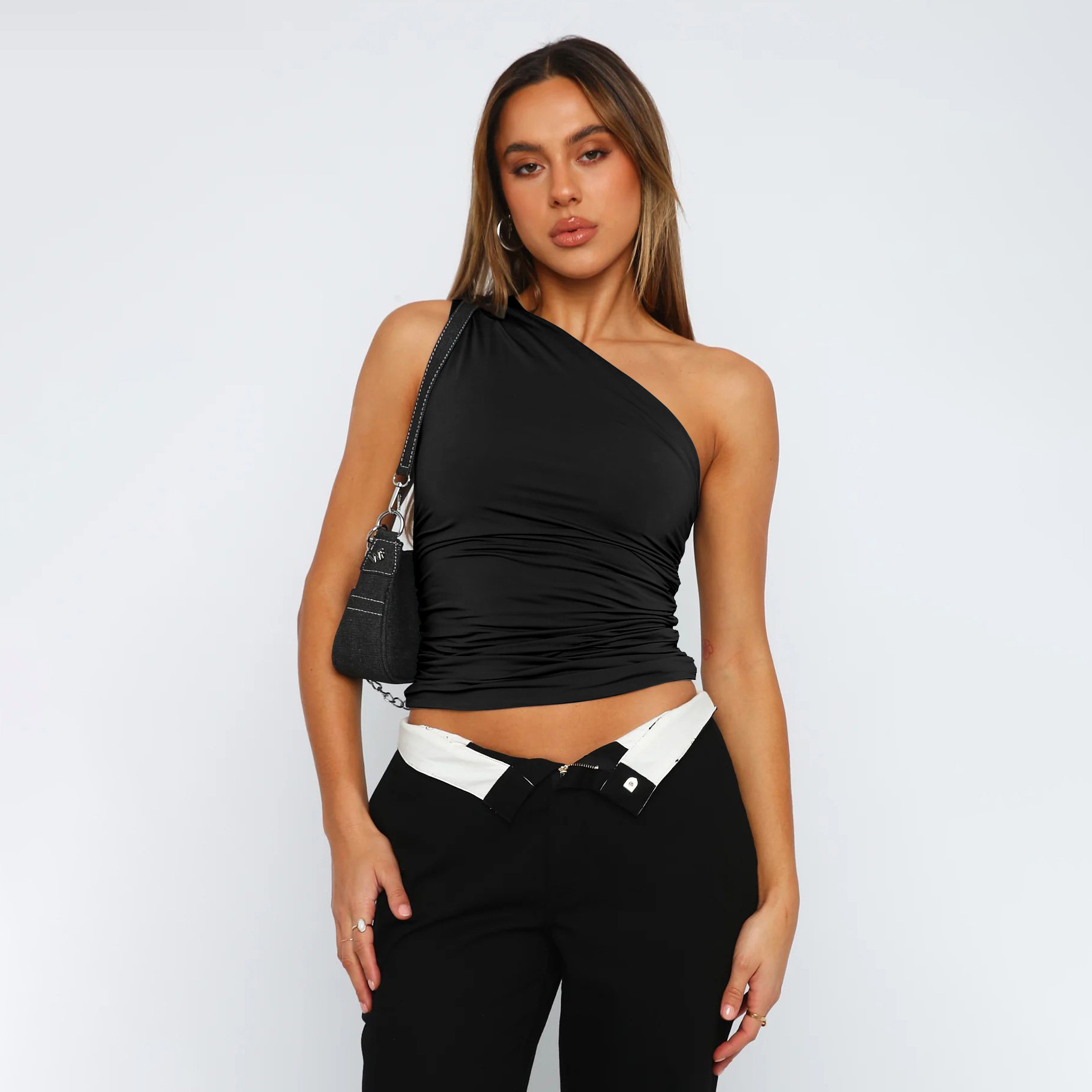 One-shoulder sleeveless slim-fit top 23